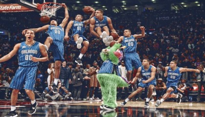 开云平台-克雷三分连线，勇士篮球霸业再现辉煌，nba勇士队克里斯